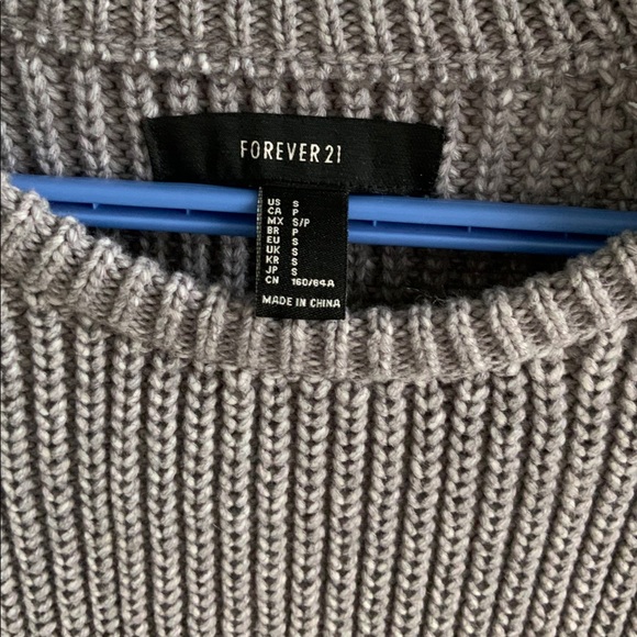 FOREVER 21: Grey cable knit sweater - Picture 5 of 6